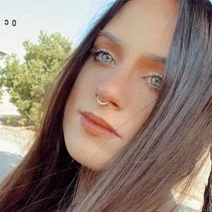 Meet your Posher, Caitlyn